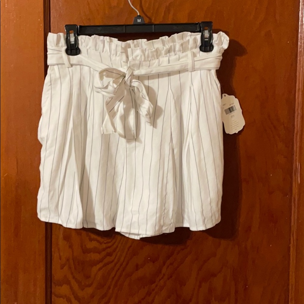 White paper bag shorts with black stripes